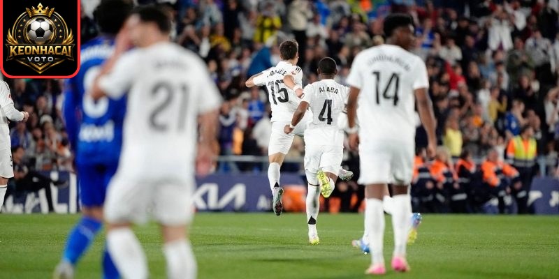 Cuộc đua vô địch Ngoại hạng Anh còn căng thẳng dài hơi, Real Madrid vẫn bùng nổ dù vắng Mbappe 2 Real Madrid bùng nổ: Khi hệ thống mạnh hơn ngôi sao